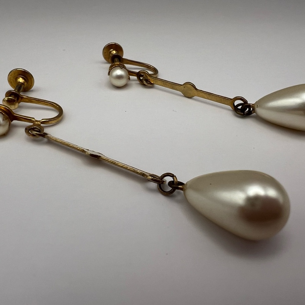 Vintage Weiss Elegant Faux Pearl Drop Earrings